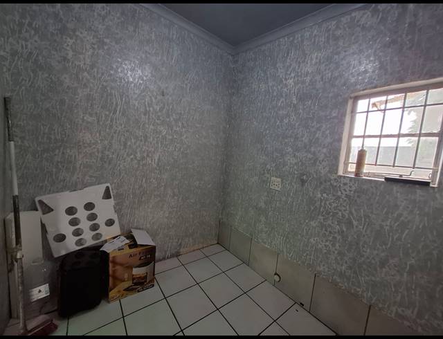 4 BEDROOM HOUSE FOR SALE IN BRENTHURST